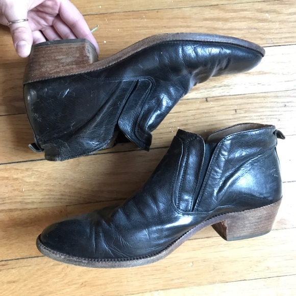 Beautiful Vintage ADAMICI Booties - Picture 4 of 6